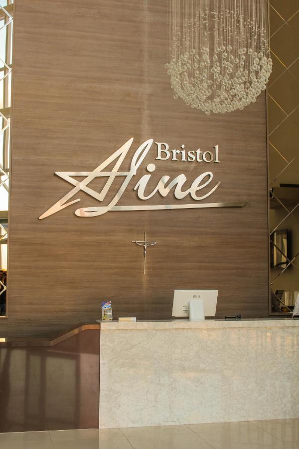 Bristol Aline Alagoas دلميرو غوفيا المظهر الخارجي الصورة